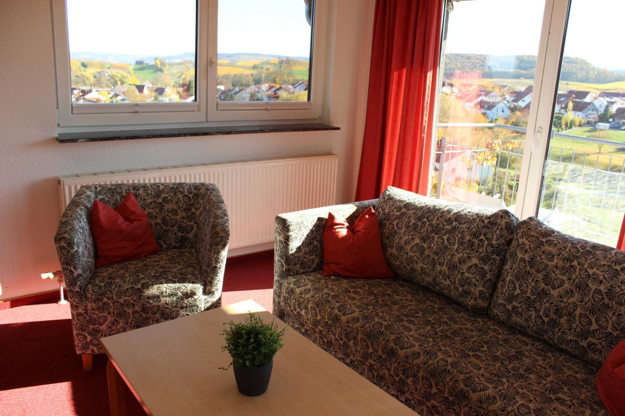 Gaestehaus Zum Wolffenturm Lehrensteinsfeld Quarto foto