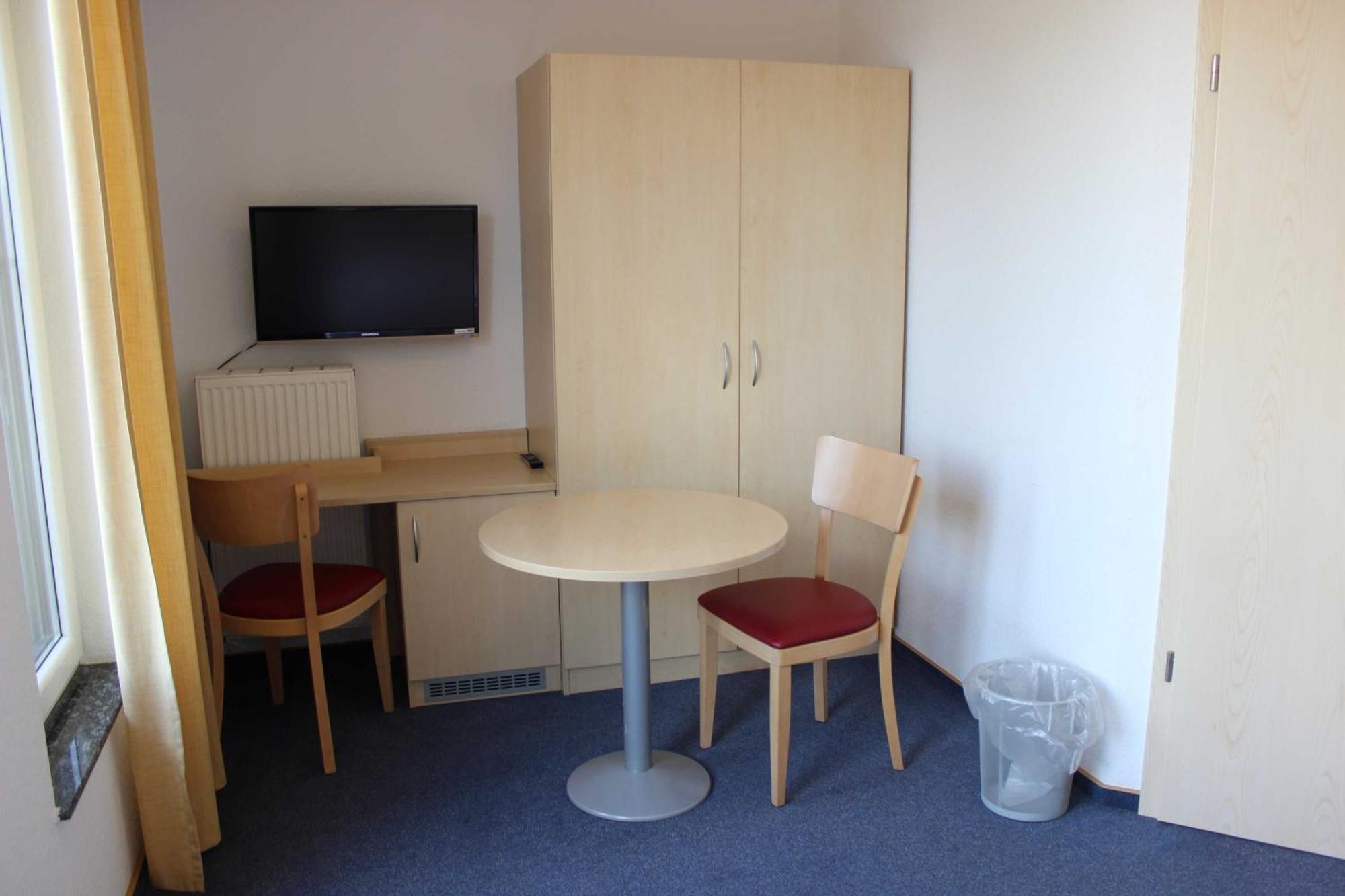 Gaestehaus Zum Wolffenturm Lehrensteinsfeld Quarto foto